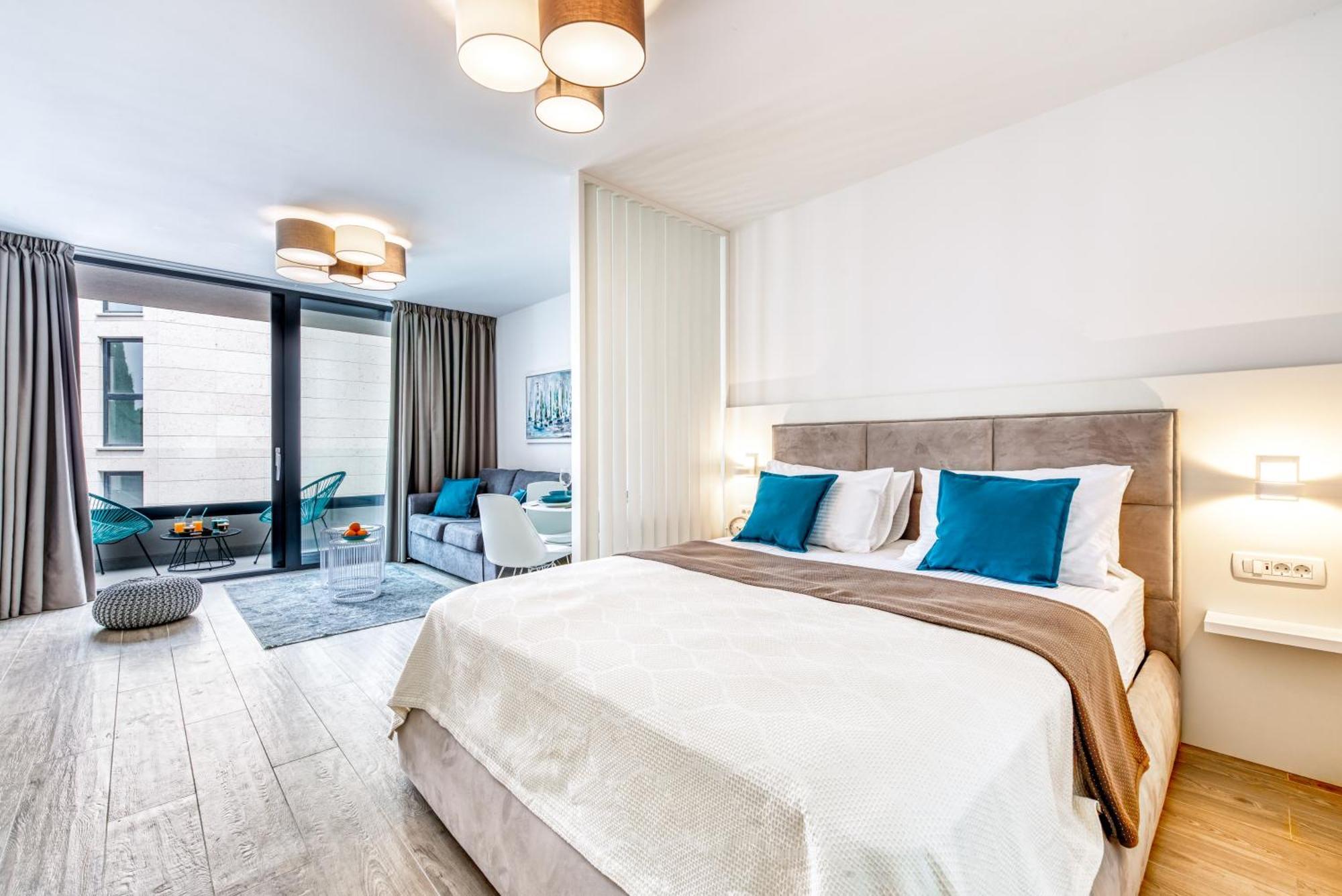 Central Deluxe Studio Apartment Дубровник Екстериор снимка